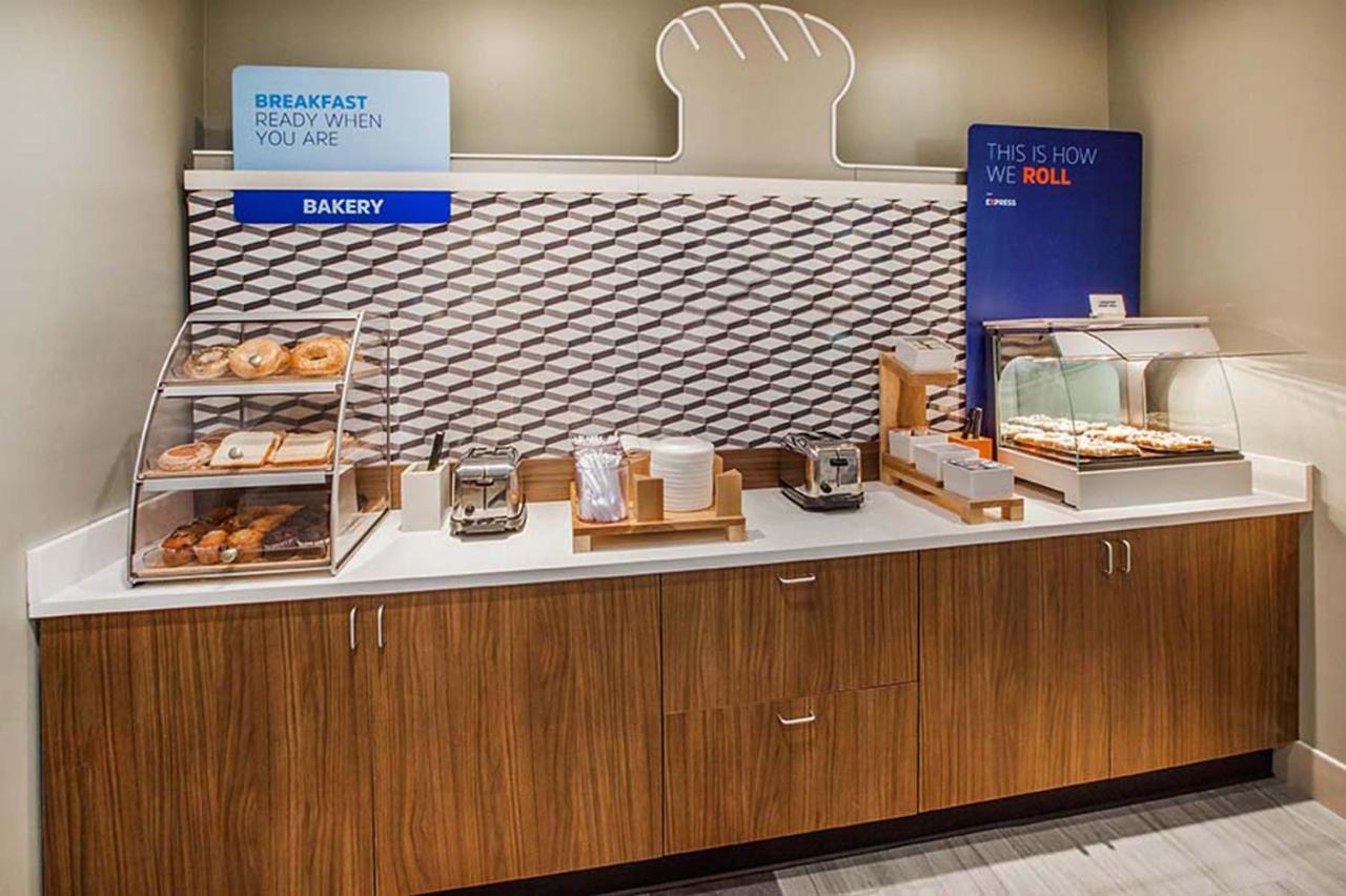 Holiday Inn Express & Suites Eagan - Minneapolis Area By Ihg Экстерьер фото